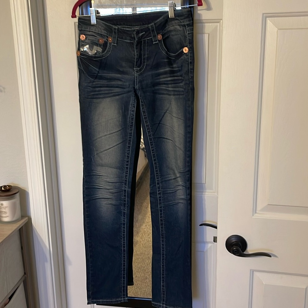 True Religion Straight Leg Jeans ~ 29